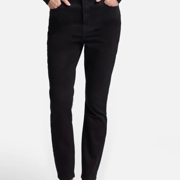 7 For All Mankind Denim - 7 For All Mankind Ankle Skinny Gwenevere Black Jeans - Size 29